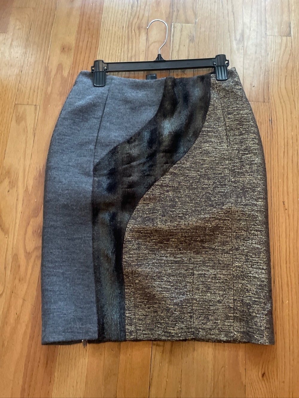 Custo Barcelona Gray & Metallic-Trim Pencil Skirt SZ 36